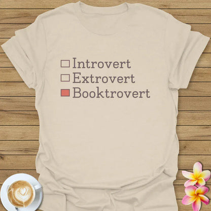 Introvert Extrovert Booktrovert T-Shirt