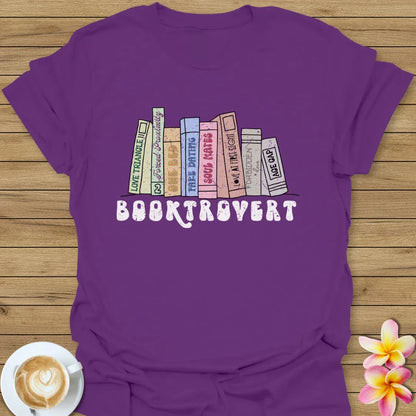 Booktrovert T-Shirt