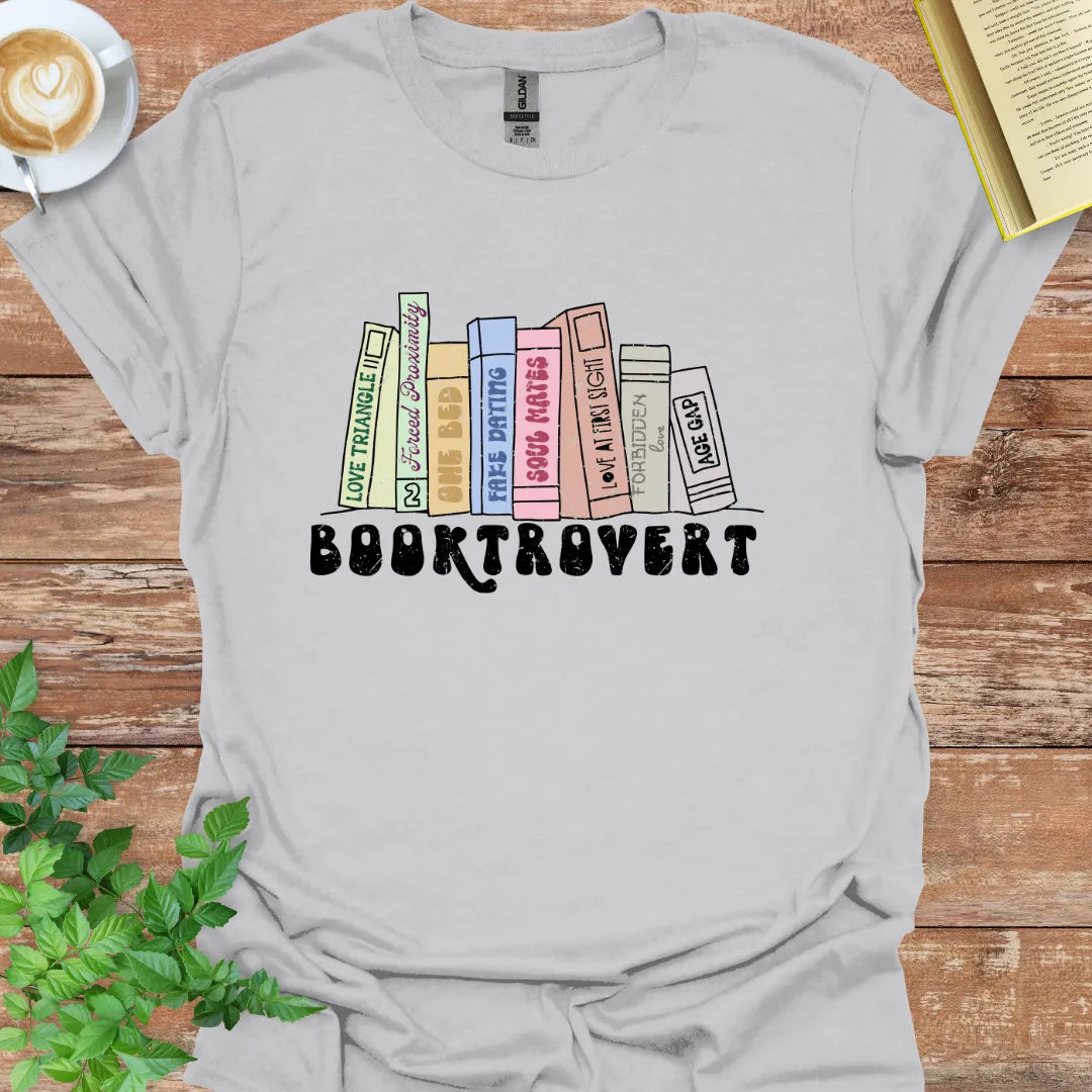 Booktrovert T-Shirt