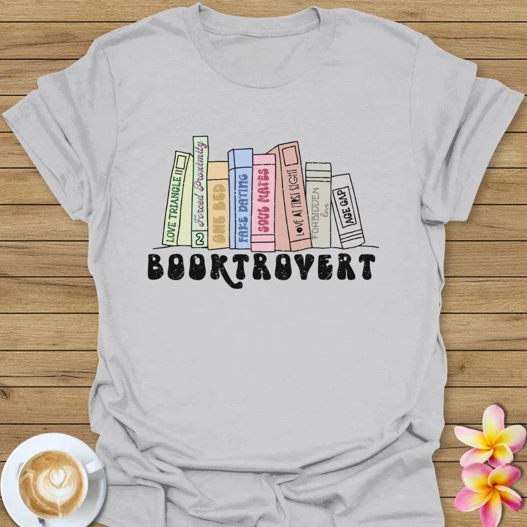 Booktrovert T-Shirt